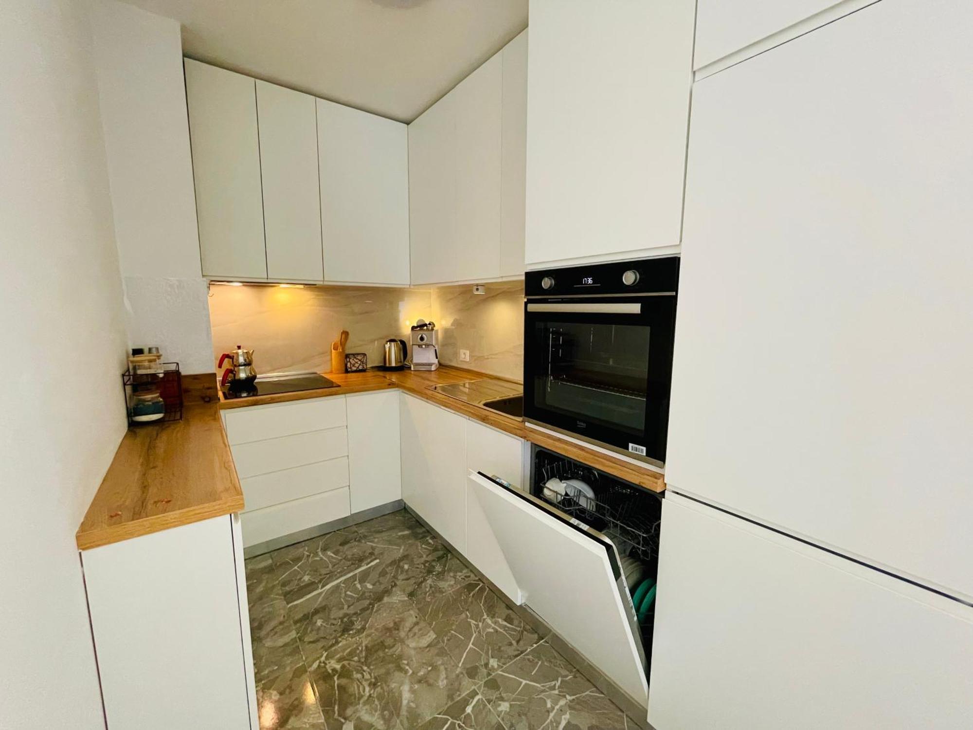 M&E Premium Apartments - San Pietro Durrës 外观 照片