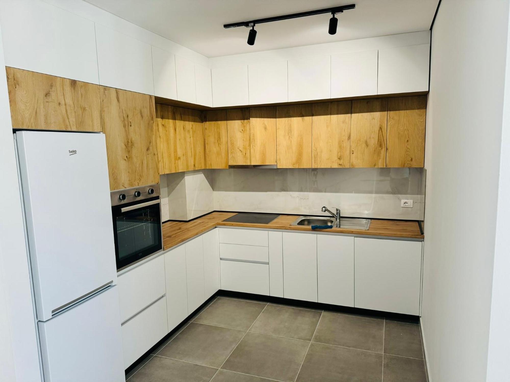 M&E Premium Apartments - San Pietro Durrës 外观 照片