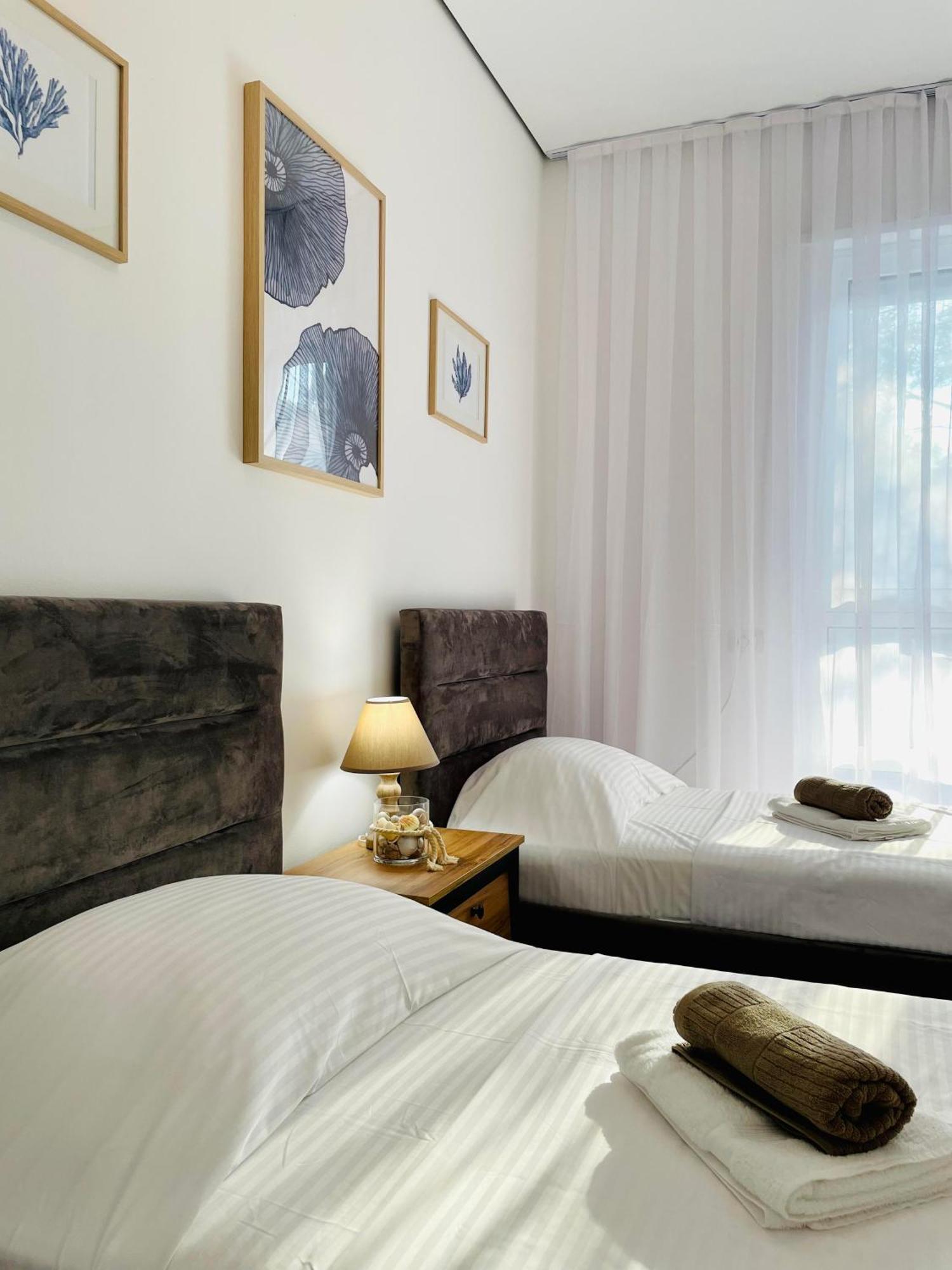 M&E Premium Apartments - San Pietro Durrës 外观 照片